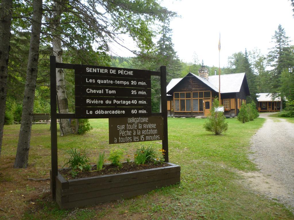 Riviere Petit Saguenay Villa Eksteriør billede